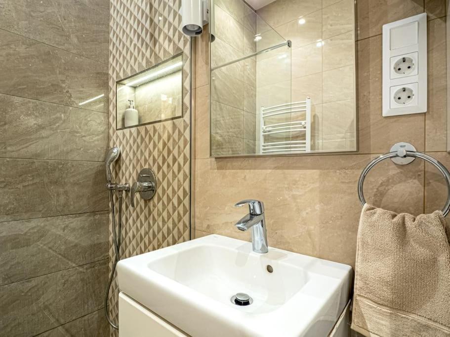 Westend Apartment Budapeşte Dış mekan fotoğraf